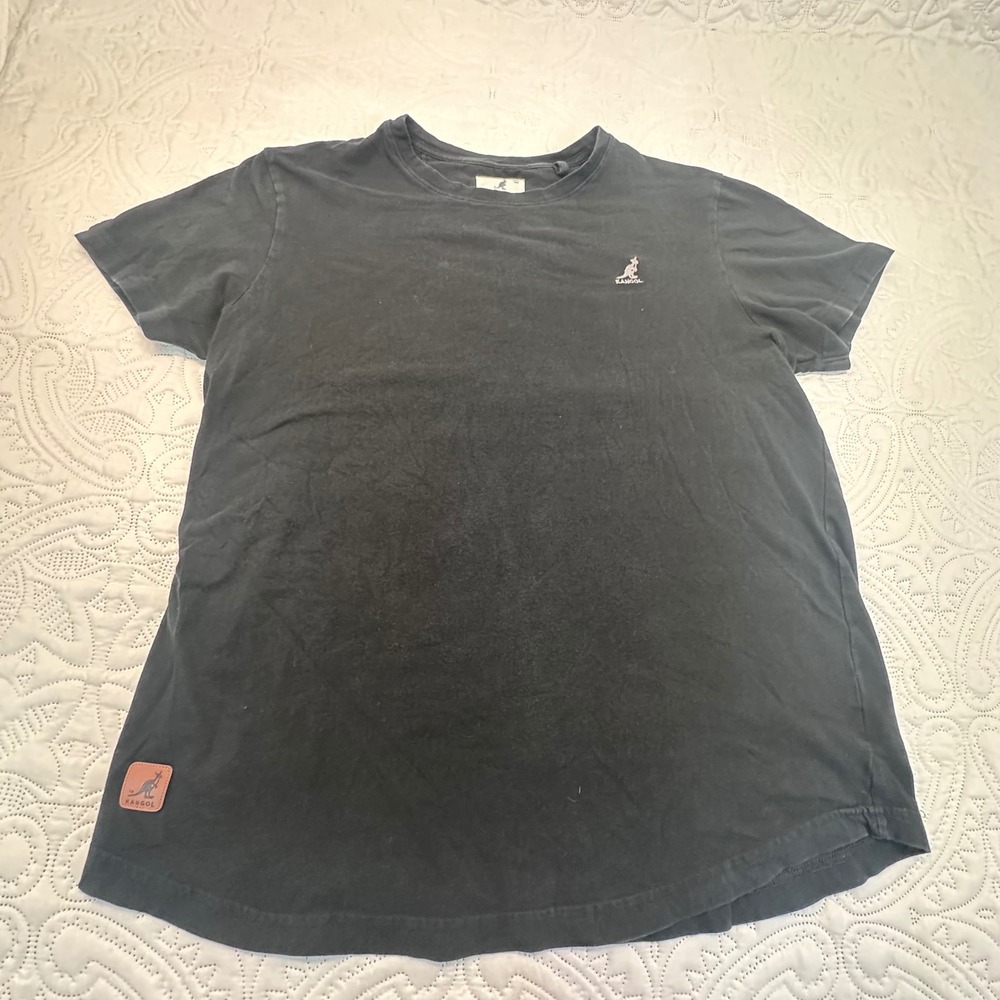 Kangol Mens Short Sleeve T-Shirt Black Embroidered Logo Curved Hem Size Large